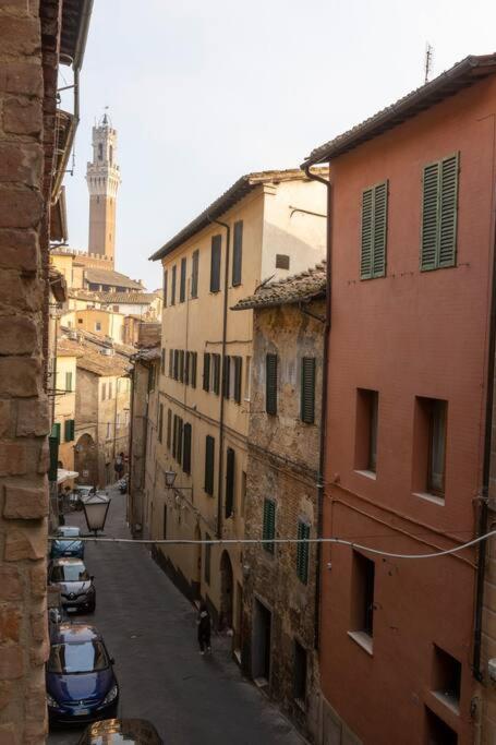 Casa Onda - Nel Cuore Della Contrada Siena Exteriör bild